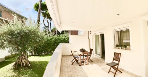 Nuovissimo piano terra a due passi dal mare