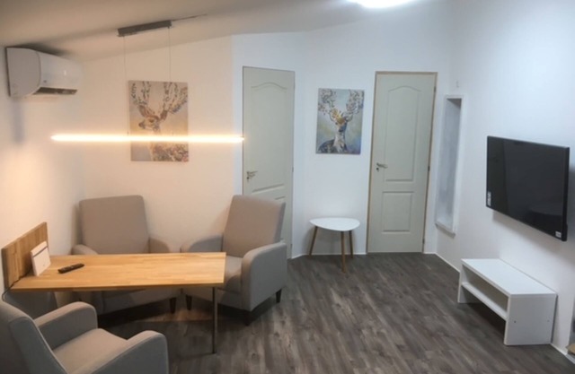 Nytt hus Bara 70 Meter Till Balatons Strand och Restauranger