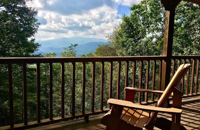O'Connors Retreat - Blowing Rock, Hot tub Secluded acreage, fabulous views