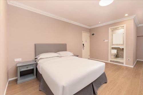 Oak Hotel Chengdu Jiuyanqiao Chuanyin Branch