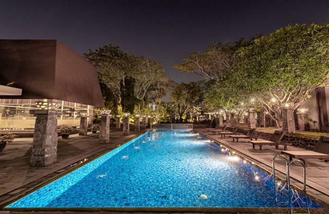 Oakwood Hotel & Apartments Taman Mini Jakarta