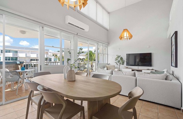 Oasis by the Sea | Beach Penthouse w. Rooftop