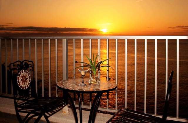 Ocean Front BEACH 312 hot spring