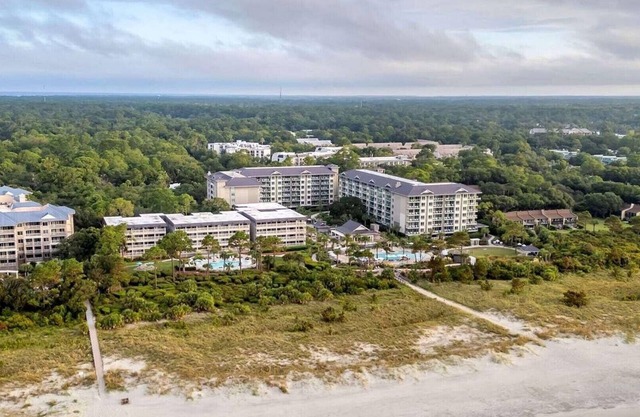 Ocean Oak by Hilton Grand Vacations: Your 2-Bedroom Coastal Haven