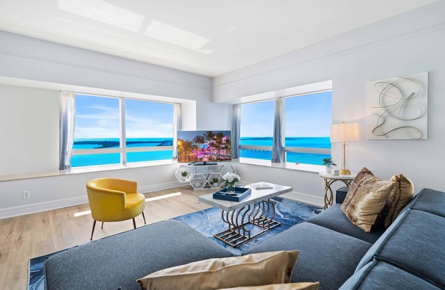 Ocean View 2BR Condo w/Pool and Resort Access