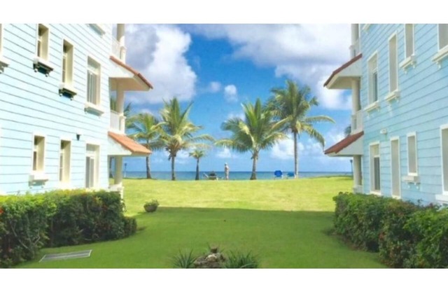 Ocean view luxury condo steps from the beach
