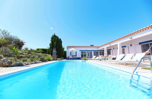 Ocean Whisper-spectacular villa on Portugal's west coast