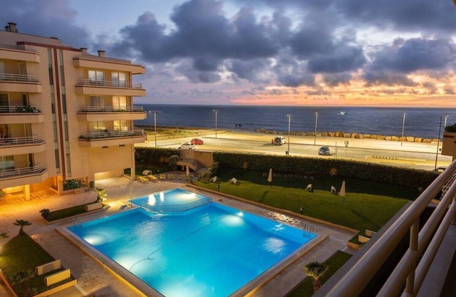 Oceanview First Line with 2 Pools 2