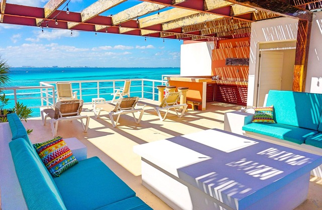 Oceanview Isla Mujeres Villa - Private Pool, Steps from Snorkeling, & Skybar