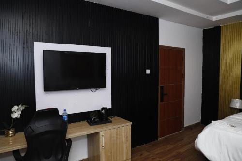 Olabanji Royal Garden Hotel