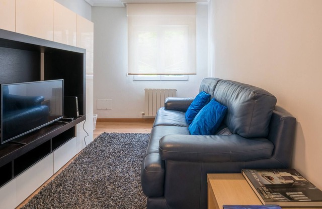 OLABE by People Rentals