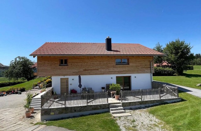 Old farmhouse with loft apartment