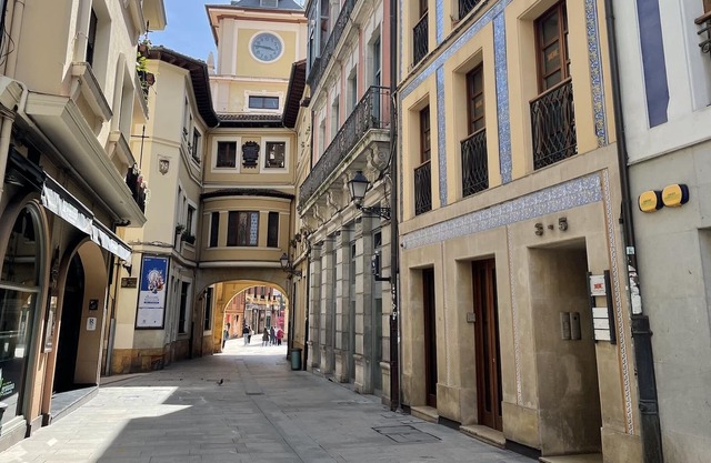 Old Town - Oviedo Cathedral
