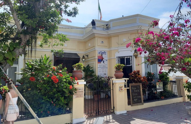 Old Towns Best Family Vacation Home