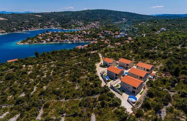 Olea Resort, 50m2, sea view, (2+2) persons