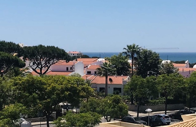 OLHOS DE AGUA ALBUFEIRA 1 bedroom apartment very close to beach