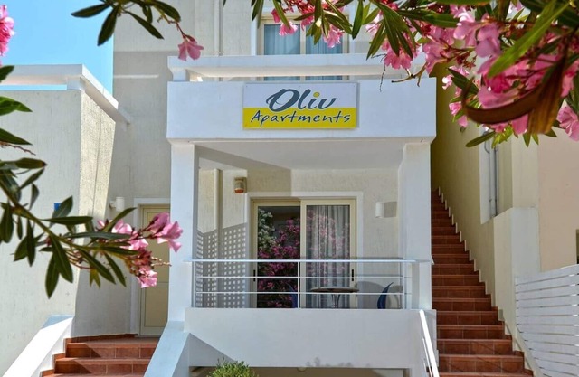 Oliv Apartments Hariklia * 1bd