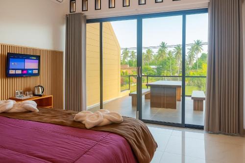 Omah Poer Modern Tropical Villa
