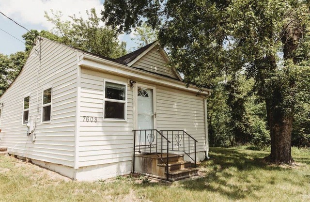 One-Acre Hideaway | Cozy Retreat with Fire Pit