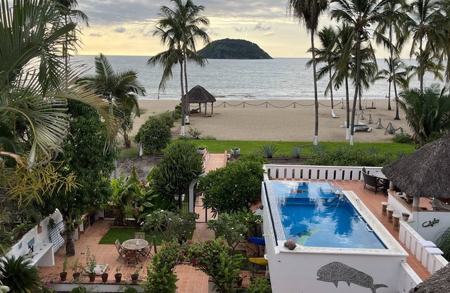 One Bedroom Oceanfront Villa