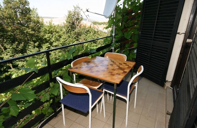 One bedroom apartment with balcony Jadranovo, Crikvenica (A-5533-a)
