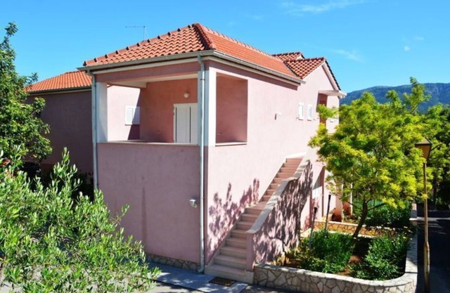 One Bedroom Apartment with Balcony