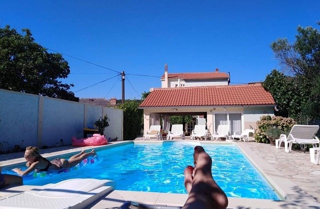 One bedroom apartment with terrace Supetarska Draga - Donja, Rab (A-2019-d)