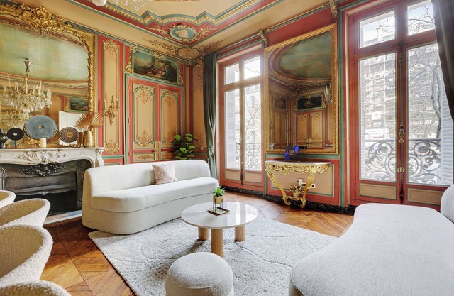 One-of-a-Kind Sumptuous Home near Parc Monceau