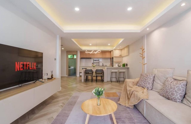 Onsen Retreat in Heart of Bangkok