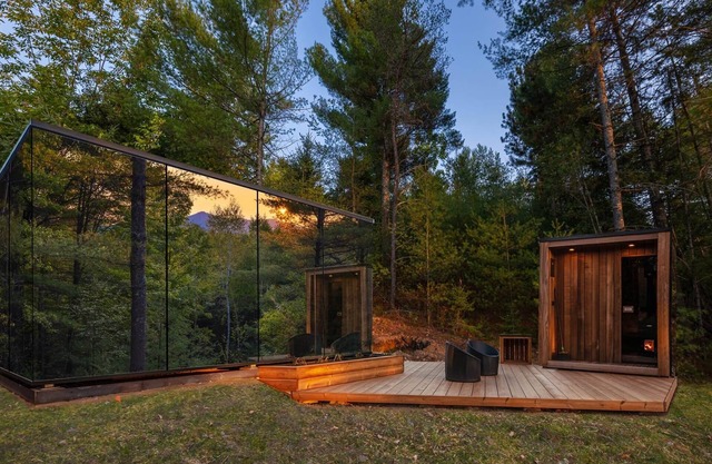 ÖÖD Adirondacks at Jay - Scandinavian Mirror Cabin