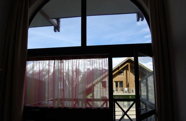 Open from 2/12/24. Apartment at the foot of the slopes, Oz resort, Alpe d'Huez