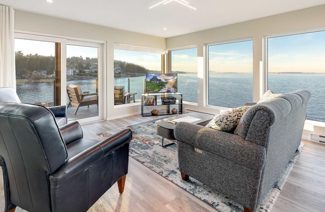 Orca View Suite 10 Mile Point