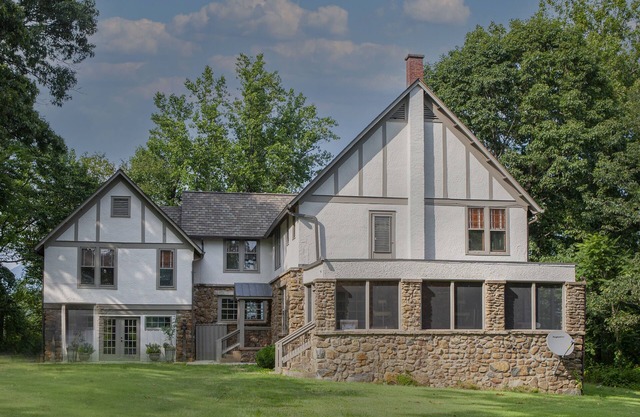 Orchard & Mountain Views, 5Mi Wintergreen, Gourmet Kitchen