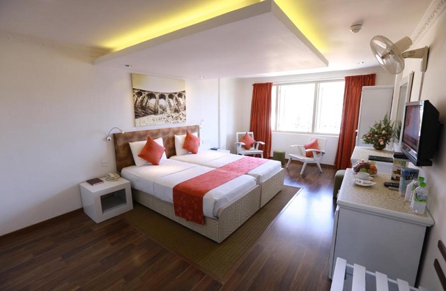 Orient Hotel