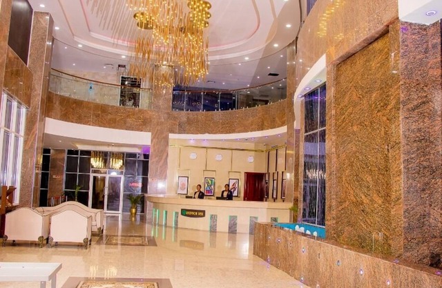 OSBORN LA PALM ROYAL RESORT PHC