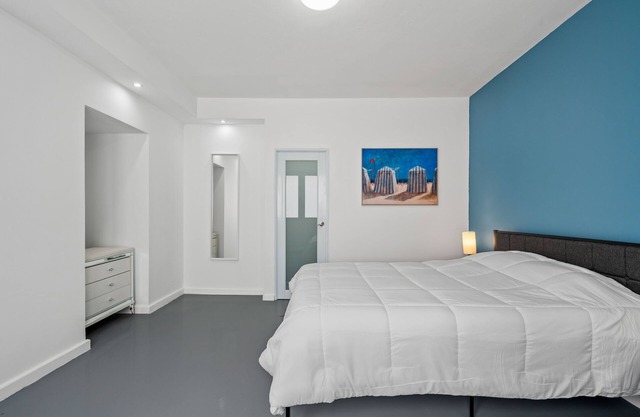 Otium | Beach Walking Distance | King Size Bed