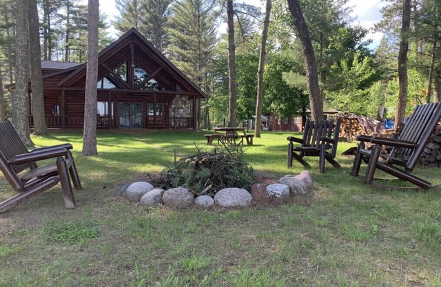Outdoor Enthusiast Lakefront Cabin Sleeps 16
