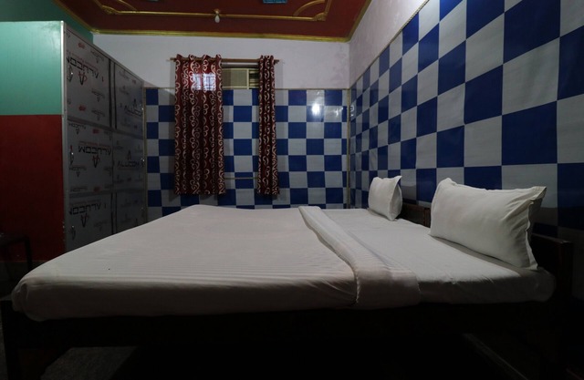 OYO 15392 Sri Sai Guru Comforts