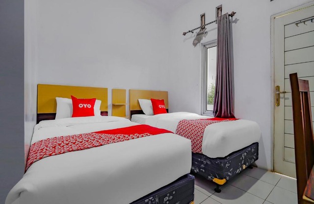 OYO 90086 Pondok Tasyiq Guest House Syariah