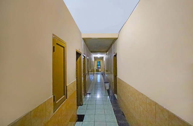 OYO 92230 Penginapan Metro Parepare