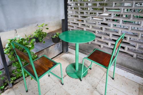 OYO 93370 Lot Thirty Six