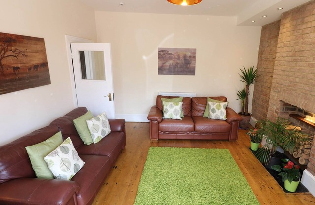 Palm Tree House is a 4 bedroom house sleeping up to 7 guests.