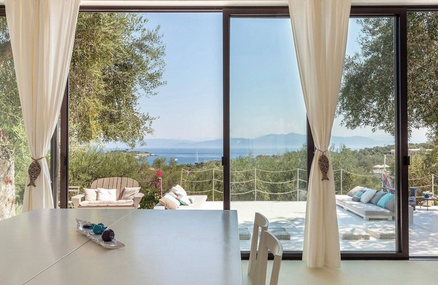 Panayia View - Six Bedroom Villa, Sleeps 14