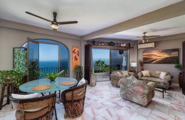Paradise Ocean View Condominium in Puerta Vallarta