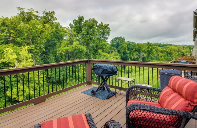 Parkville Vacation Rental Near Creekside Complex!