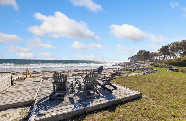 Parsons Beach Front Secluded Escape