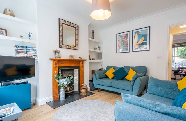 Pass the Keys | Cosy terrace within city walls ideal for exploring