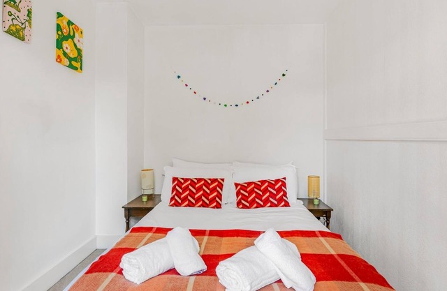 Pass the Keys | Cosy Garden Home