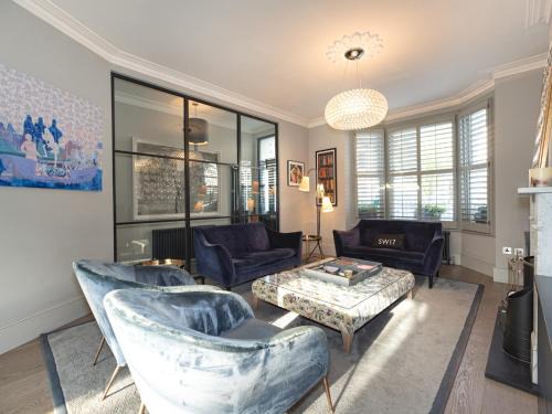 Pass the Keys Exclusive Family Home with Garden in Balham London