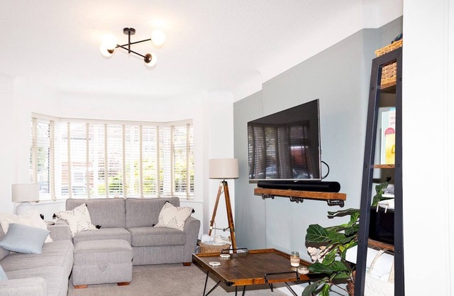 Pass the Keys | Stunning home near Didsbury Village